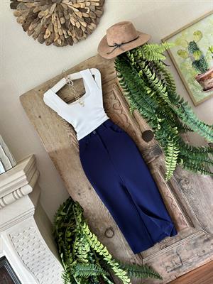 Crep Dokuma Kumaş Önden Yırtmaçlı Midi Boy Etek 