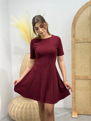 Crep Kumaş Kısa Kol Eteği Kloş Parça Dikişli Elbise Bordo