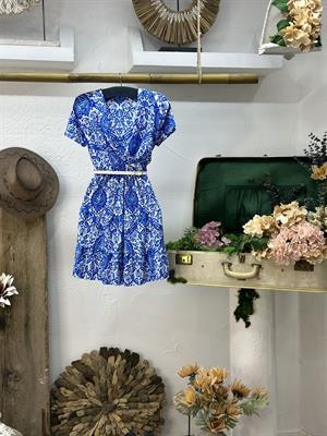 Crep Kumaş Kruvaze Yaka Kısa Kol Kloş Elbise