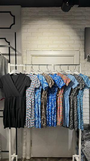 Crep Kumaş Kruvaze Yaka Kısa Kol Kloş Elbise