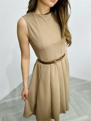 Crep Kumaş Parça Dikişli Kolsuz Kloş Elbise Krem