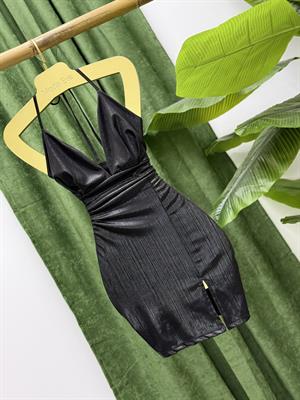 Derin V Yaka Boyundan Bağlamalı Tasarım Parlak Mini Elbise  Siyah