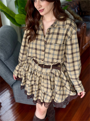 Ekose Desenli Dantel Detaylı Etek& Gömlek Kemer Dahil İkili Takım Bej