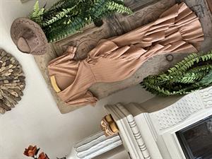 Gofre Kumaş Eteği Volanlı Anvalop Elbise