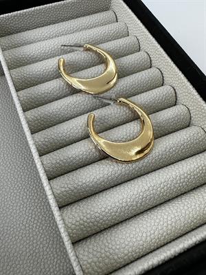 Gold Basic Dokulu Yarım Halka Küpe 