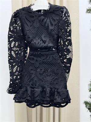 Güpür Kumaş Balon Kol Tasarım Elbise Siyah