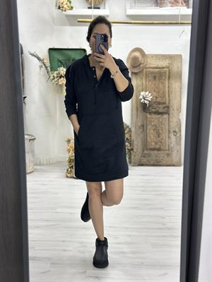 İki İplik İçi Şardonlu Kapişonlu Önden Düğmeli Kanguru Cepli Sweat Elbise 