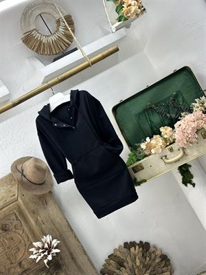 İki İplik İçi Şardonlu Kapişonlu Önden Düğmeli Kanguru Cepli Sweat Elbise 