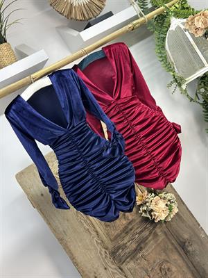 İnci Kadife Kumaş Derin V Yaka Ön ve Arka Drapeli Tasarım Elbise