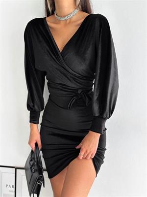 İnci Kadife Kumaş Kruvaze Yaka Kuşaklı Elbise 