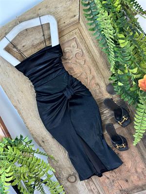 İnci Kadife Kumaş Tasarım Bağlama Detay Midi Boy Etek 