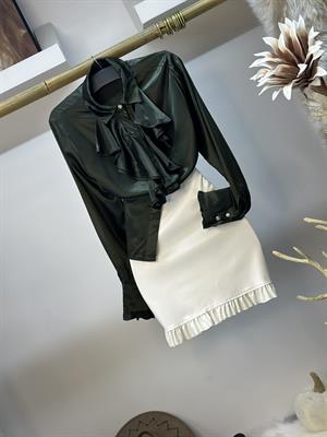 İpek Saten Kumaş Fular Detay  Taş Düğmeli Tasarım Gömlek 