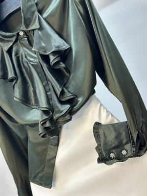 İpek Saten Kumaş Fular Detay  Taş Düğmeli Tasarım Gömlek 