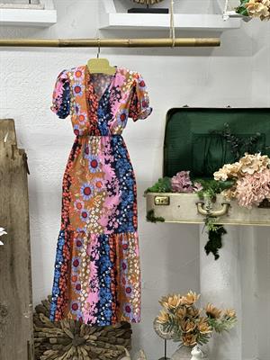 İthal Crep Kumaş Çiçek Desen Kruvaze Yaka Kollar Büzgülü Uzun Elbise 