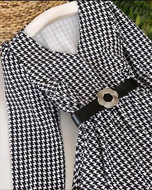 İthal Crep Kumaş Kazayağı Desen Kemerli Kloş Elbise