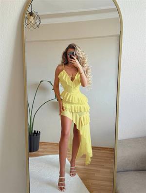 İthal Şifon Kumaş Volanlı Tasarım Elbise