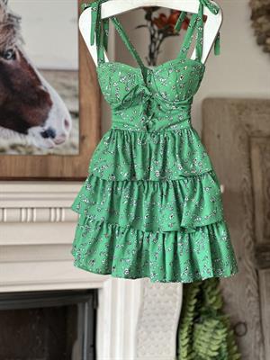 Jenifer Kumaş Çıtır Desen Kuşgözü Detay Kat Etekli Renkli Elbise