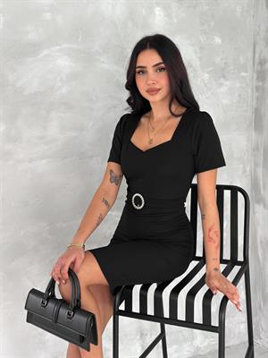 Kalp Yaka Crep Kumaş Aksesuar Detay Kalem Elbise Siyah