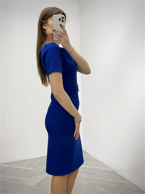 Kalp Yaka Crep Kumaş Aksesuar Detay Kalem Elbise Saks