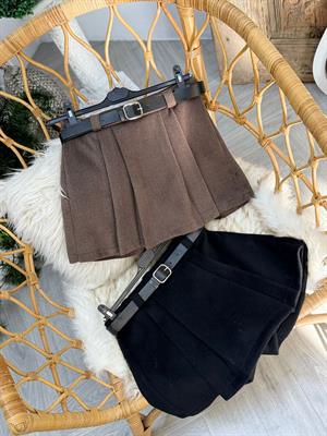 Kaşe Kumaş Kemerli Pileli Şort Etek Kahverengi