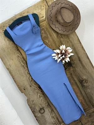 Kaşkorse Kumaş Gül Detaylı U Yaka Elbisemiz 