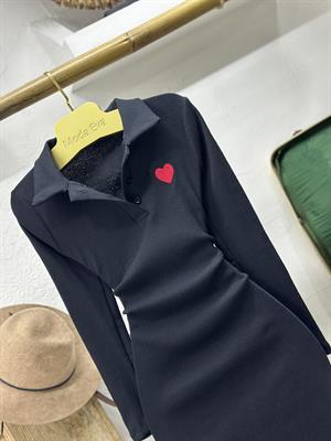 Kaşkorse Kumaş  Kalp Nakışlı Polo Yaka Uzun Kollu Siyah Elbise