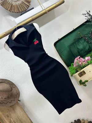 Kaşkorse Kumaş Kiraz Nakışlı Polo Yaka Elbise