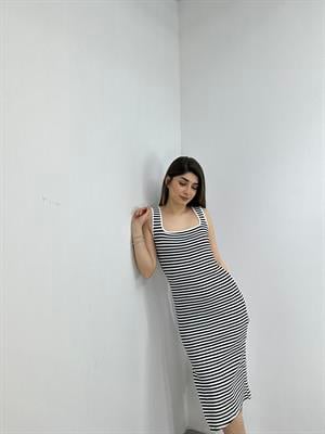 Kaşkorse Kumaş U Yaka Çizgi Desen Kalın Askılı Elbisemiz 