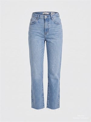 Kemerli Tensel Karışımlı Likralı Kesik Paça Straight Jean Pantolon  Mavi