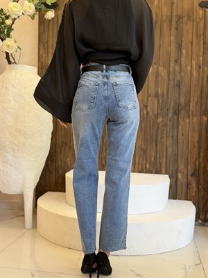 Kemerli Tensel Karışımlı Likralı Kesik Paça Straight Jean Pantolon  Mavi