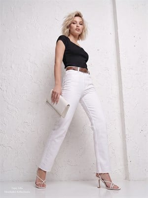 Kemerli Tensel Karışımlı Likralı Kesik Paça Straight Jean Pantolon Beyaz