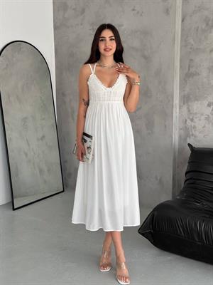 Krinkel Kumaş Astarlı İp Askılı Örgü Detaylı Uzun Beyaz Elbise