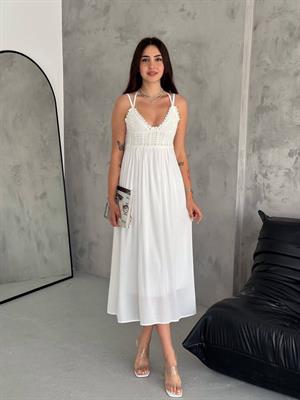 Krinkel Kumaş Astarlı İp Askılı Örgü Detaylı Uzun Beyaz Elbise