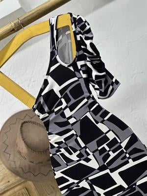 Kristal Pamuk Kumaş Damla Detay Tek Kol Geometrik Desen Elbise