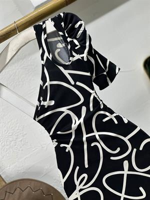 Kristal Pamuk Kumaş Damla Detaylı Siyah Beyaz Desenli Tek Kol Kalem  Elbise