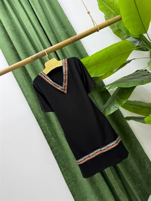 Crep Kumaş Etnik Desen Şeritli V Yaka Rahat Elbise Siyah