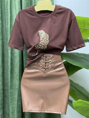 Leopar Desenli Nakış Detaylı Rahat Kalıp Premium Tshirt Kahverengi