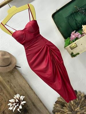 Likralı Gloplu Pu Deri Yırtmaçlı Elbise Kırmızı