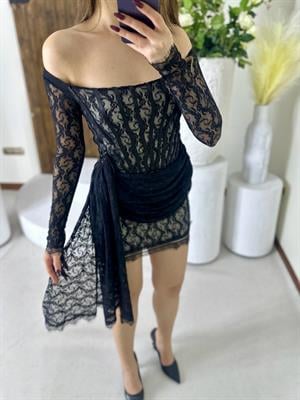 Likralı İthal Tül Kumaş Biye Detaylı Tasarım Siyah Elbise 