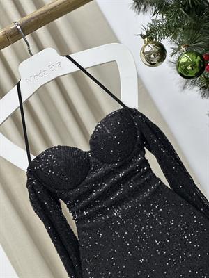 Likralı Payet Kumaş Kalp Yaka Boyundan Askılı Düşük Kol Tasarım Elbise Siyah