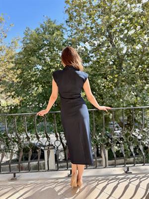 Likralı Tensel Kumaş Yaka Düğmeli Drape Detay Midi Boy Elbise 