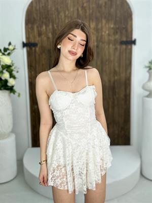 Likralı Tül Kumaş Gloplu İçi Şortlu Tasarım Elbise Beyaz