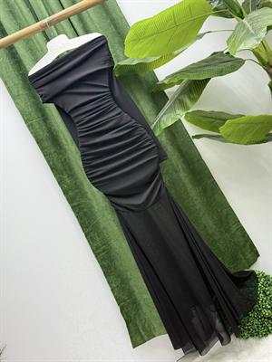 Likralı Tül Şifon Madonna Yaka Uzun Tasarım Elbise Siyah