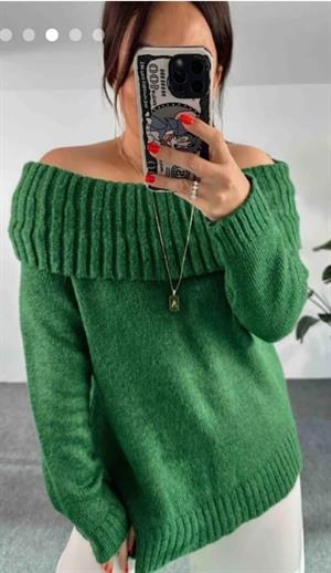 Madonna Yaka Rahat Kalıp Yumoş Triko Kazak 