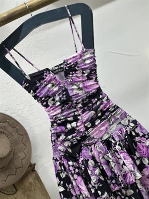 Micro Kumaş Çiçek  Desenli Askılı Kalp Yaka Askılı Elbise