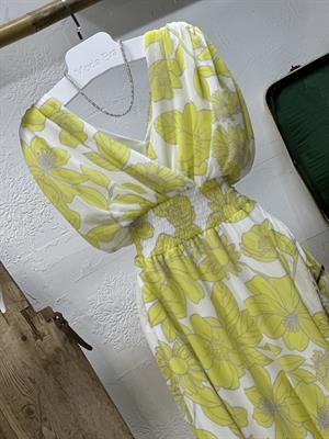 Multi Şifon Kumaş Beli Gipeli  Midi Boy Desenli Elbise