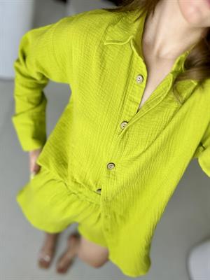 Müslin Kumaş Oversize Kalıp Uzun Kollu Gömlek ve Şort İkili Takım Yağ Yeşili