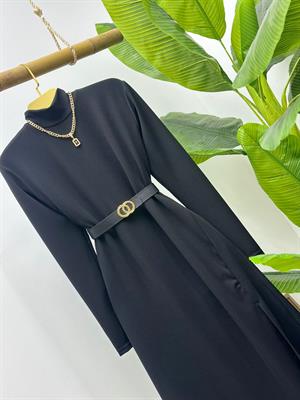 Örme Crep Kumaş Balıkçı Yaka Derin Yırtmaçlı Midi Boy Elbise 