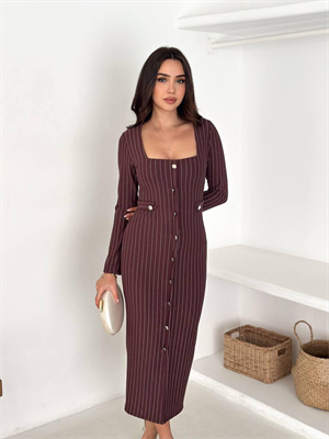 Örme Crep Kumaş Çizgi Desenli Metal Düğmeli Midi Boy Elbise Kahverengi