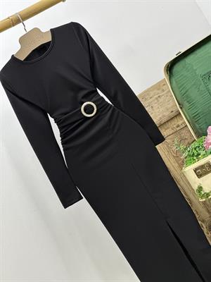 Örme Crep Kumaş Gold Aksesuar Detaylı Siyah Midi Boy Elbise